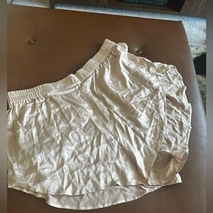 Lunya Washavke silk tee set (shorts only)